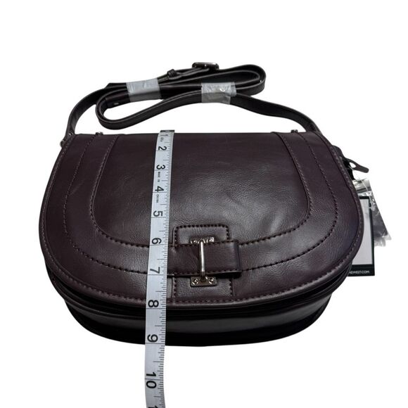 Nine West In The Loop Shoulder Crossbody Bag Dark Burgandy Butterfly New NWT - Picture 7 of 15